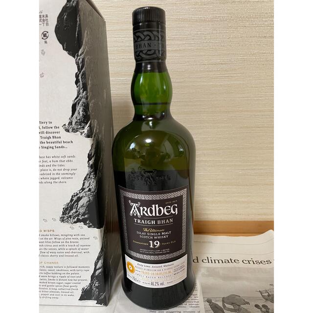 MOËT & CHANDON(モエエシャンドン)のアードベッグ ARDBEG トリーバン　19年　バッチ2 食品/飲料/酒の酒(ウイスキー)の商品写真