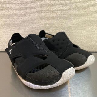 ナイキ(NIKE)の美品　NIKE ジョーダンフレア 12cm (サンダル)