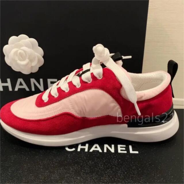 CHANEL(シャネル)のシャネル　CHANEL スニーカー　春夏　定番　赤　レッド　ピンク　36 37 レディースの靴/シューズ(スニーカー)の商品写真