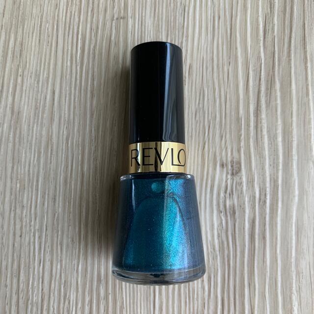 REVLON(レブロン)のREVLON  レブロン　ネイル　エナメル　585  マニキュア　新品 コスメ/美容のネイル(マニキュア)の商品写真