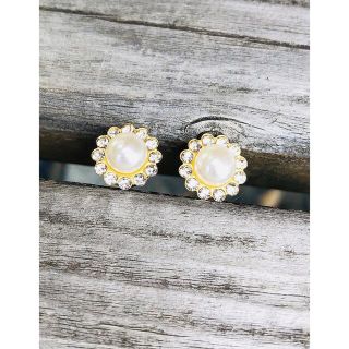 パール花　花(ピアス)