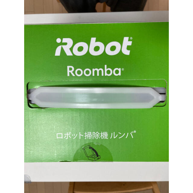 iRobot(アイロボット)の新品　IROBOT ルンバ e5 e515060 スマホ/家電/カメラの生活家電(掃除機)の商品写真