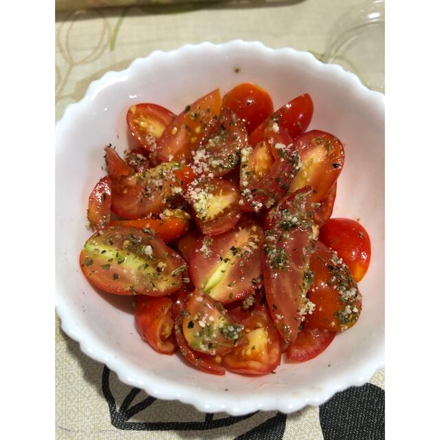 ⭐︎無農薬⭐︎ ミニトマト　アイコ 食品/飲料/酒の食品(野菜)の商品写真