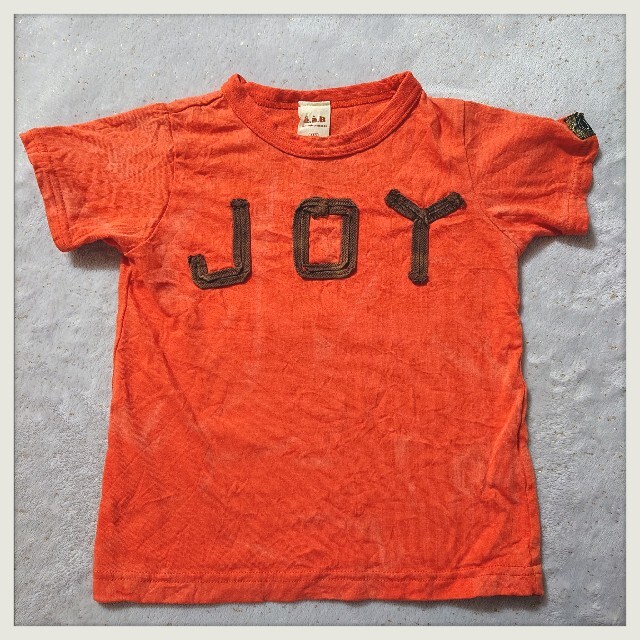 BeBe(ベベ)のe.a.B 半袖Ｔシャツ JOY 110 キッズ/ベビー/マタニティのキッズ服男の子用(90cm~)(Tシャツ/カットソー)の商品写真