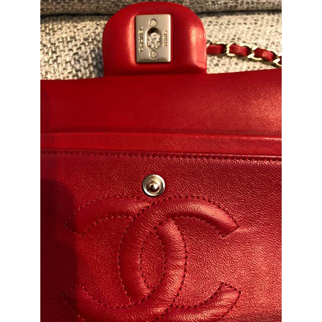 CHANEL(シャネル)のCHANEL シャネル　マトラッセ  レッド　ゴールド　ラムスキン　正規品 レディースのバッグ(ショルダーバッグ)の商品写真