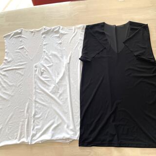 ユニクロ(UNIQLO)のUNIQLO エアリズムマイクロメッシュVネックT(ノースリーブ、半袖)Sサイズ(Tシャツ/カットソー(半袖/袖なし))
