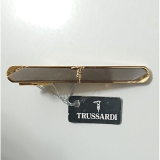トラサルディ(Trussardi)のTRUSSARDI トラサルディ タイピン ゴールド×シルバー ロゴ(ネクタイピン)