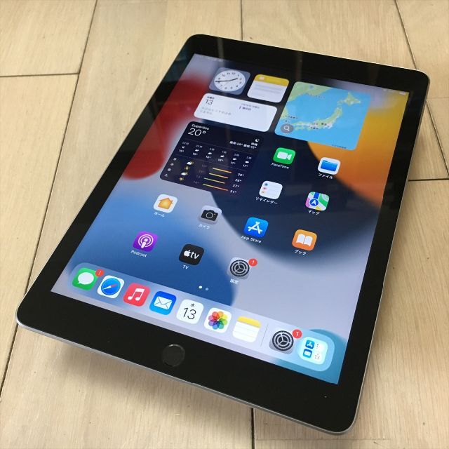 モデルです iPad - iPad 9.7 2018モデル 32g wifi スペースグレイ中古