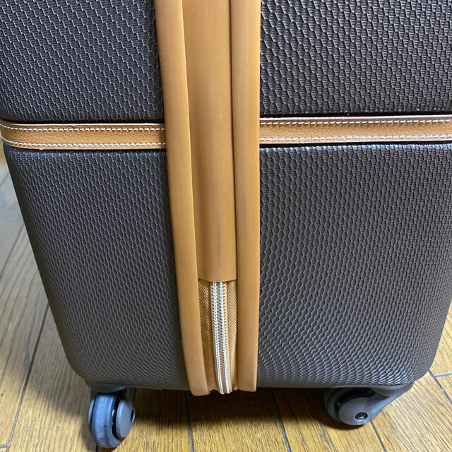 DELSEY PARIS スーツケース　キャリーバッグ　旅行グッズ　旅行用バッグ メンズのバッグ(トラベルバッグ/スーツケース)の商品写真