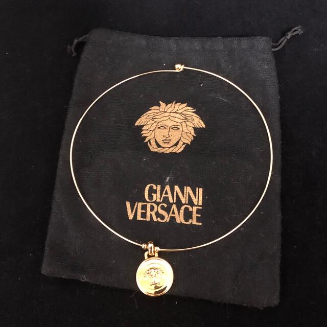 VERSACE(ヴェルサーチ)の美品 ヴェルサーチ ヴィンテージ チョーカー ネックレス レディースのアクセサリー(ネックレス)の商品写真