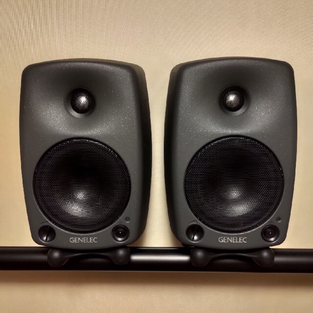 モニタースピーカー正規品　GENELEC　ジェネレック　2本　8030A　スピーカー