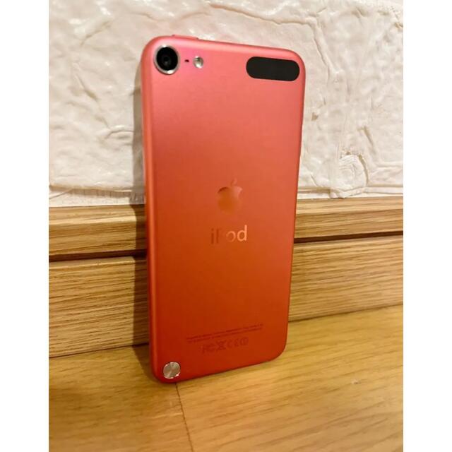 iPod(アイポッド)のiPod touch 第5世代　32GB スマホ/家電/カメラのオーディオ機器(ポータブルプレーヤー)の商品写真