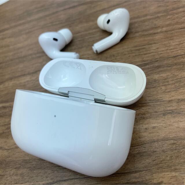 Apple(アップル)のAir pods pro スマホ/家電/カメラのオーディオ機器(ヘッドフォン/イヤフォン)の商品写真