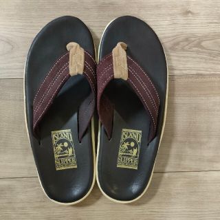 アイランドスリッパ(ISLAND SLIPPER)の【美品】ISLAND SLIPPER　サイズus9(26.5〜27)(サンダル)