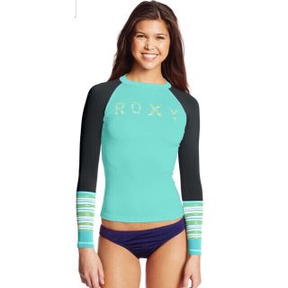 ロキシー(Roxy)の値下！新品 Roxy ラッシュガード 水着(水着)