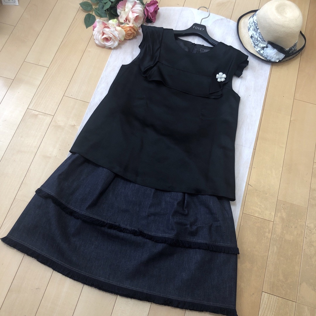 FOXEY(フォクシー)のFOXEY  Skirt “Fringe Bell” レディースのスカート(ひざ丈スカート)の商品写真