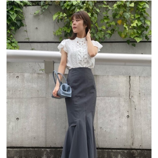 リックラックテープブラウス♥️FRAY I.D | www.labodegona.com.gt