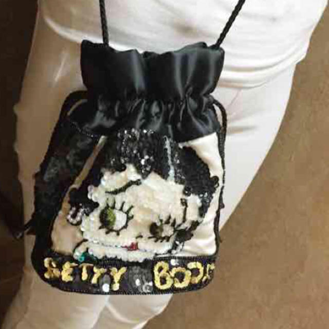 merry jenny(メリージェニー)のベティちゃん巾着バック レディースのバッグ(ハンドバッグ)の商品写真