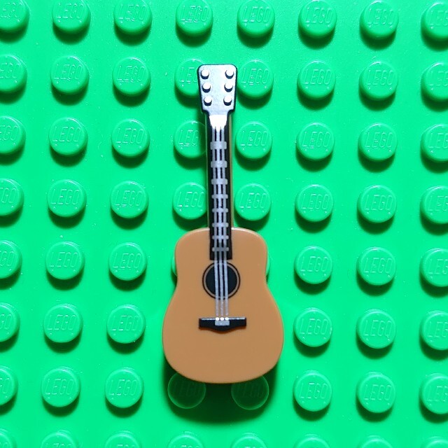 Lego(レゴ)の【新品】LEGO アコースティックギター レゴ ミニフィグアイテム キッズ/ベビー/マタニティのおもちゃ(知育玩具)の商品写真