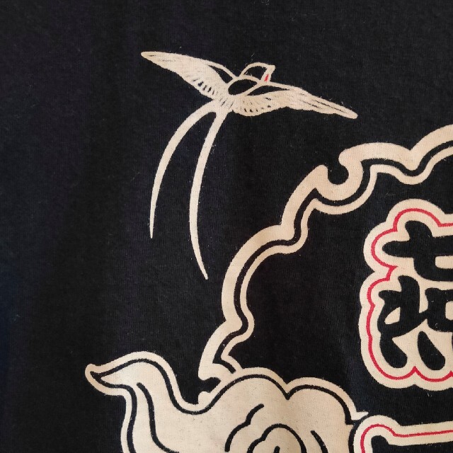 東京ヤクルトスワローズ(トウキョウヤクルトスワローズ)の《東京燕軍(ﾔｸﾙﾄｽﾜﾛｰｽﾞ)》Ｔシャツ スポーツ/アウトドアの野球(記念品/関連グッズ)の商品写真