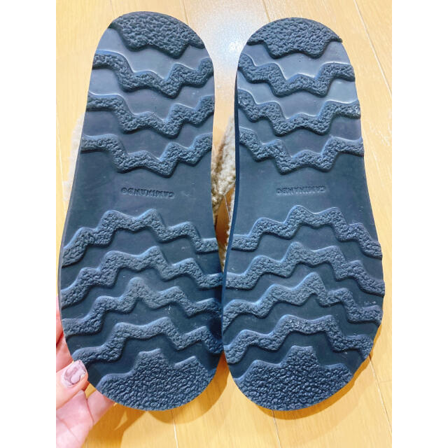 CAMINANDO(カミナンド)のSHEARING THONG SLIDES サンダル レディースの靴/シューズ(サンダル)の商品写真