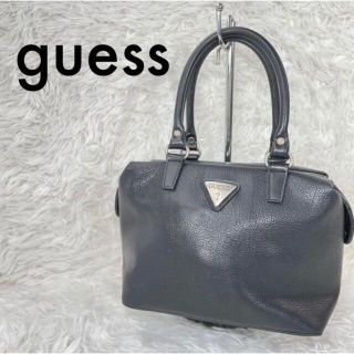 ゲス(GUESS)の✨高級✨GUESS ハンドバッグ 三角ロゴプレート レザー ブラック　シンプル(ハンドバッグ)