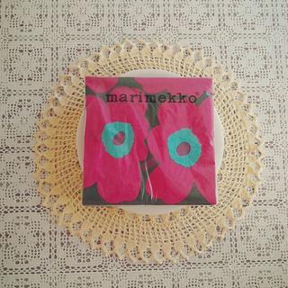 マリメッコ(marimekko)の【特大サイズ】40×40ウニッコ ペーパーナプキン(テーブル用品)
