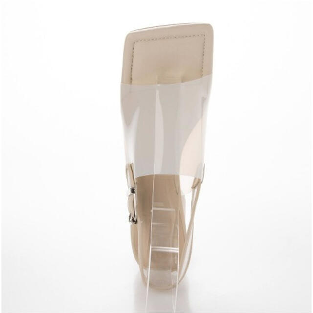 EVOL(イーボル)のスクエアPVCバックベルトサンダル レディースの靴/シューズ(サンダル)の商品写真