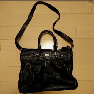 フェラガモ(Ferragamo)のFerragamo ブラック バッグ(ショルダーバッグ)