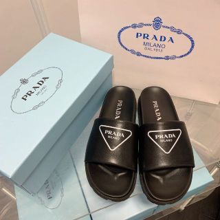 プラダ スリッパの通販 41点 | PRADAを買うならラクマ