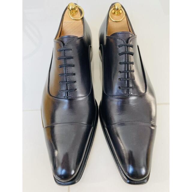 Santoni(サントーニ)のお値下げ！美品！フランチェスコベニーニョ ストレートチップ ブラック　 メンズの靴/シューズ(ドレス/ビジネス)の商品写真