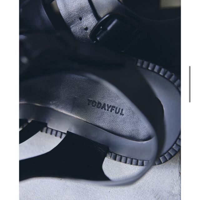 TODAYFUL(トゥデイフル)のtodayful Leather Belt Sandals グルカサンダル レディースの靴/シューズ(サンダル)の商品写真