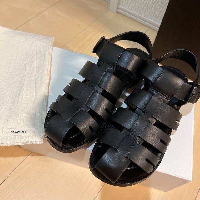 TODAYFUL(トゥデイフル)のtodayful Leather Belt Sandals グルカサンダル レディースの靴/シューズ(サンダル)の商品写真