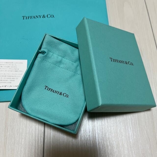 Tiffany & Co.(ティファニー)のTiffany 購入証明あり　空箱　ショッパー　巾着　紙袋 レディースのバッグ(ショップ袋)の商品写真