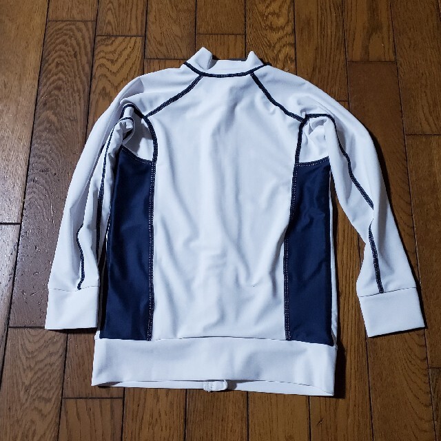 ヘリーハンセン HELLY HANSEN ラッシュガード Sサイズ