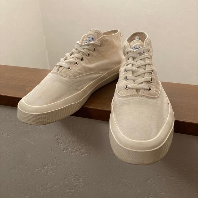 MAISON KITSUNE'(メゾンキツネ)のMaison Kistune スニーカー キャンバス　ミッドカット　ホワイト メンズの靴/シューズ(スニーカー)の商品写真