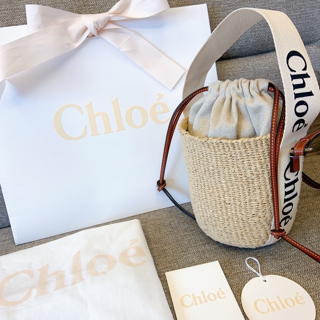 Chloe(クロエ)の新品未使用　Chloe woody スモールバスケット レディースのバッグ(かごバッグ/ストローバッグ)の商品写真