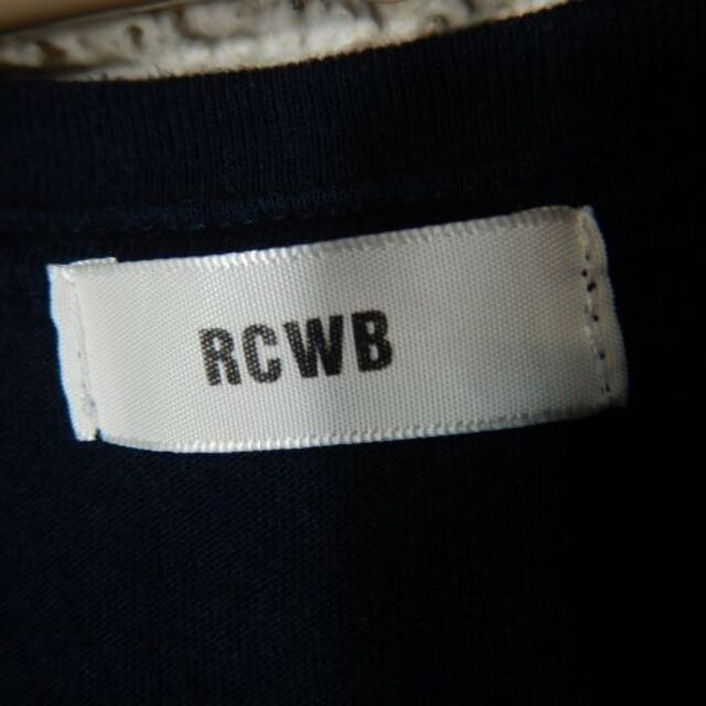 RODEO CROWNS WIDE BOWL(ロデオクラウンズワイドボウル)の7735　RCWB　ロデオ　クラウンズ　半袖　vネック　tシャツ　星　デザイン レディースのトップス(Tシャツ(半袖/袖なし))の商品写真