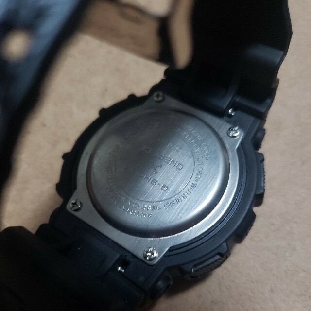 G-SHOCK(ジーショック)のG-SHOCK ONE PIECE ワンピース ルフィ GA-110J0P 希少 メンズの時計(腕時計(アナログ))の商品写真