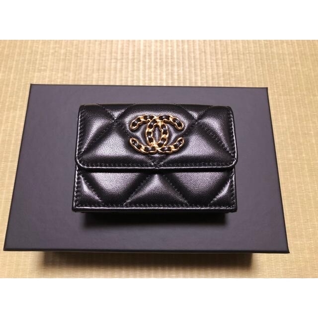 新品未使用 CHANEL シャネル三つ折りスモールフラップウォレットファッション小物