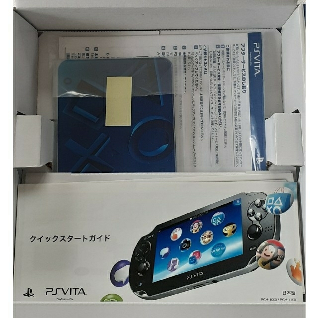 PlayStation®Vita クリスタル・ブラック＋戦国無双4