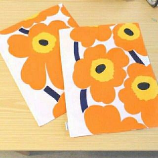 マリメッコ(marimekko)の2枚セット/ランチョンマット・マリメッコ・オレンジウニッコ(テーブル用品)