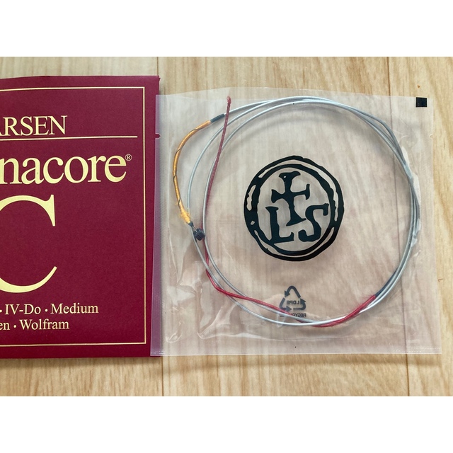 ラーセン マグナコア ミディアム 中古チェロ弦（4本セット） 楽器の弦楽器(チェロ)の商品写真