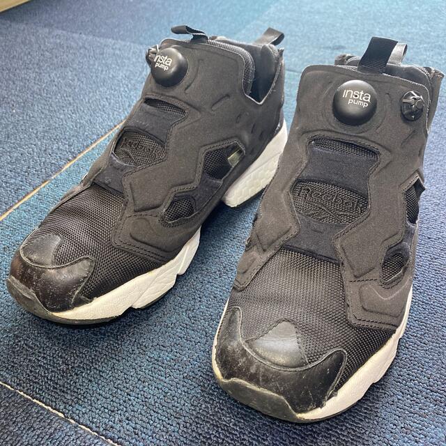 Reebok(リーボック)のINSTAPUMP FURY  メンズの靴/シューズ(スニーカー)の商品写真