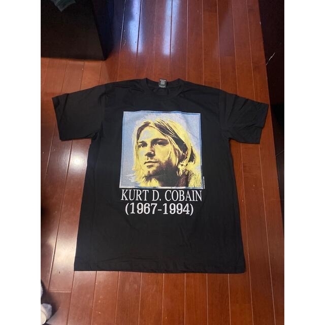 希少　KURT COBAIN Tシャツ　ブラック　バンドTシャツ　ニルヴァーナ