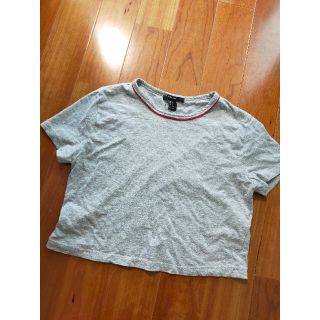 フォーエバートゥエンティーワン(FOREVER 21)のUsed[Forever21]グレーTシャツ(Tシャツ(半袖/袖なし))