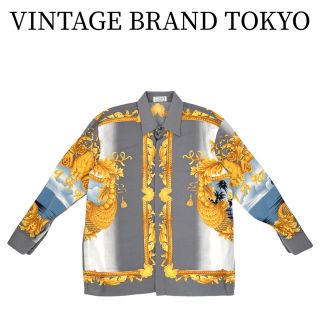 ヴェルサーチ(VERSACE)のVERSACE ヴェルサーチ 長袖シャツ シルクシャツ 太陽 MIAMI マイアミ ダブルカラー D-OS-1551/R-53617-2 グレー ゴールド シルク    メンズ【中古品】(シャツ)