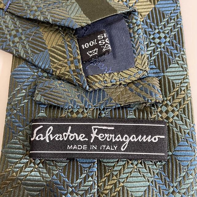 Salvatore Ferragamo(サルヴァトーレフェラガモ)のサルヴァトーレフェラガモ ネクタイ  メンズのファッション小物(ネクタイ)の商品写真