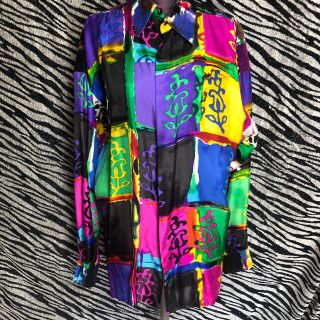 ジャンニヴェルサーチ(Gianni Versace)のヴェルサーチ　メンズシルクシャツ(Tシャツ/カットソー(半袖/袖なし))