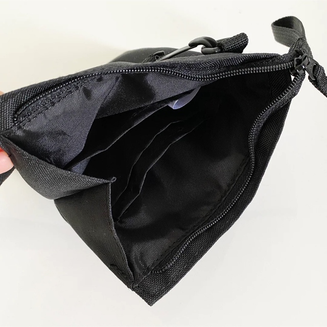 MUJI (無印良品)(ムジルシリョウヒン)の無印良品　撥水ミニサコッシュ　ブラック レディースのバッグ(ショルダーバッグ)の商品写真